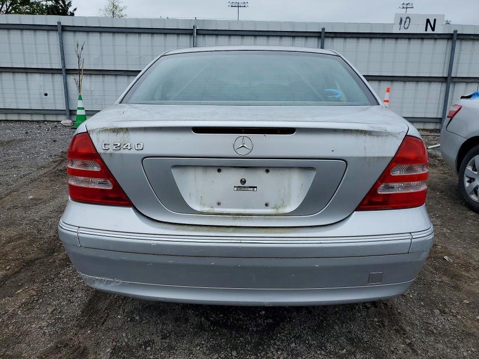 2004 MERCEDES BENZ C 240 — Фото 6 из 12