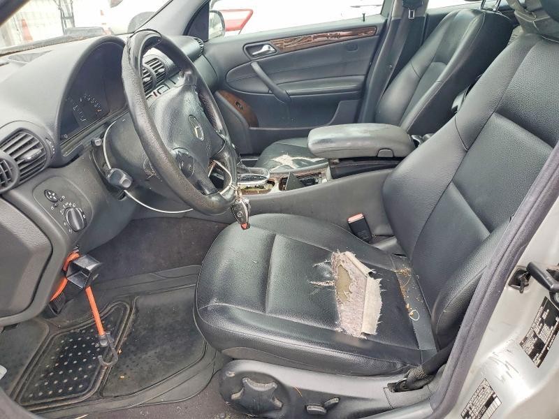 2004 MERCEDES BENZ C 240 — Фото 7 из 12