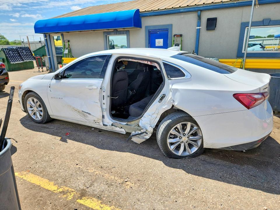 2022 CHEVROLET MALIBU LT — Фото 2 из 13