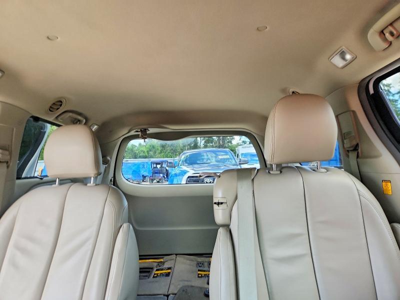 5TDKK3DC2CS224316 2012 TOYOTA SIENNA photo no. 10