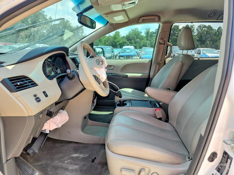 5TDKK3DC2CS224316 2012 TOYOTA SIENNA photo no. 7