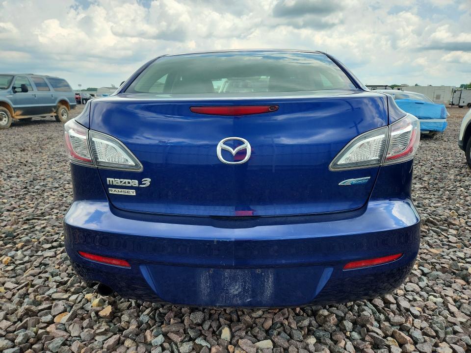 2013 MAZDA 3 I — Фото 6 из 12