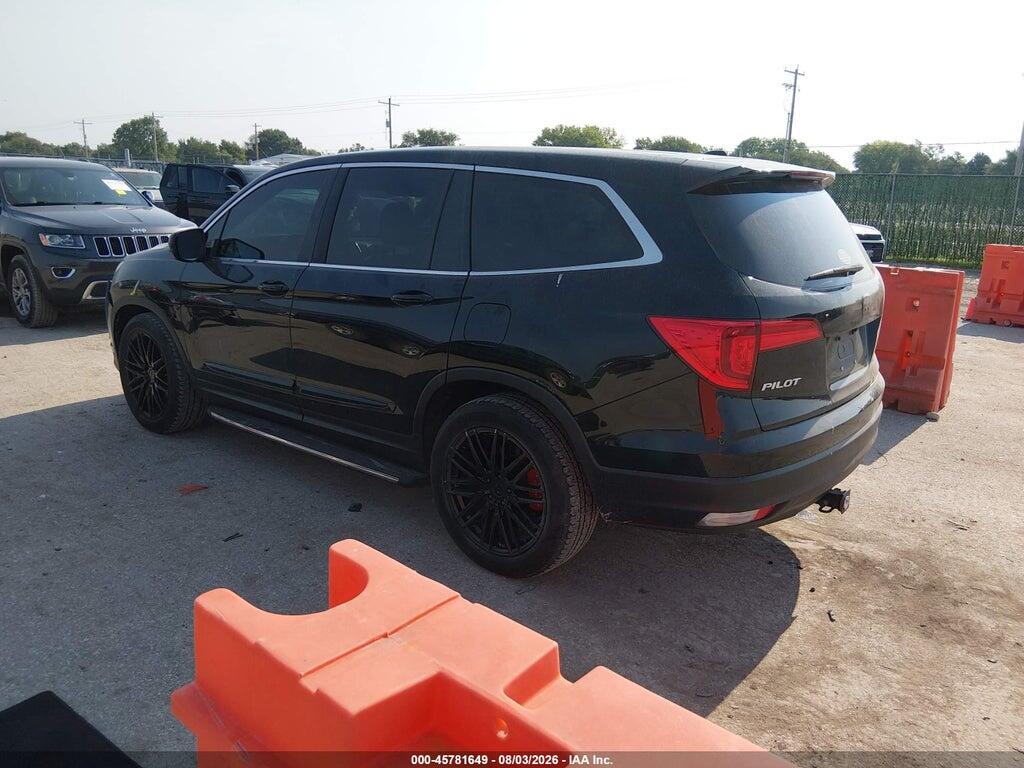5FNYF6H52HB038895 2017 HONDA PILOT photo no. 3