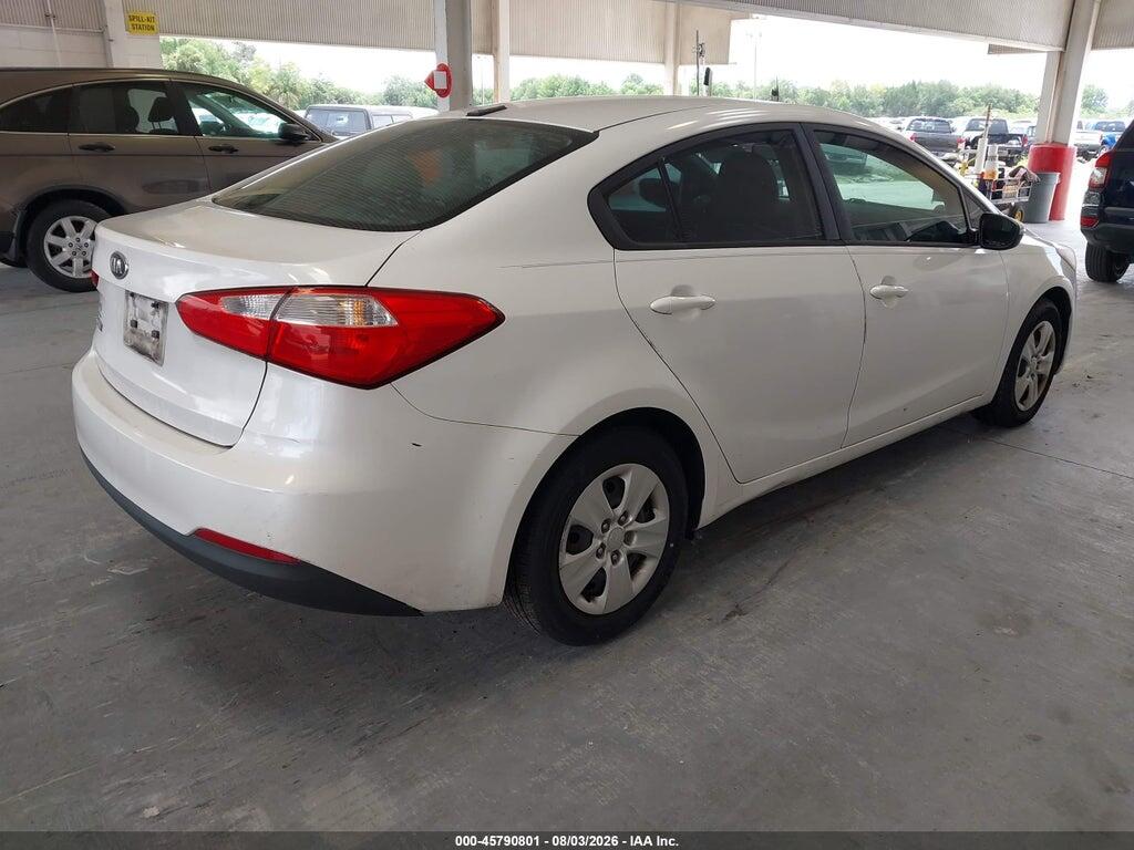 KNAFX4A69F5323889 2015 KIA FORTE photo no. 4