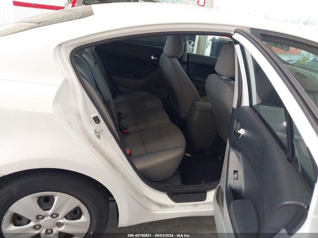 KNAFX4A69F5323889 2015 KIA FORTE photo no. 8