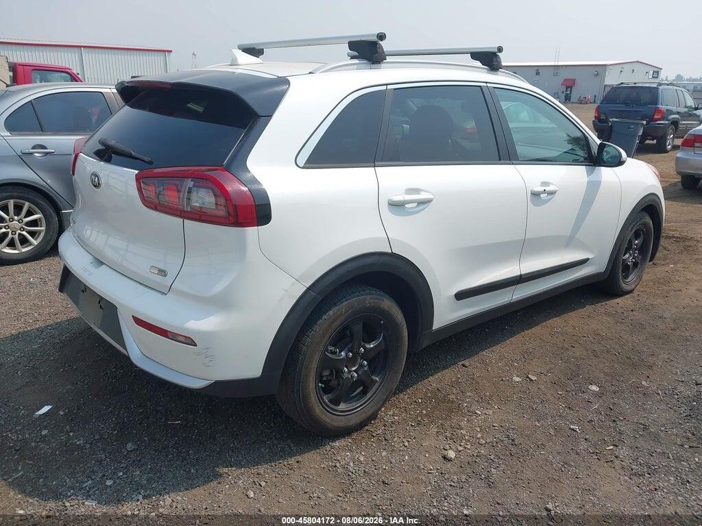 KNDCC3LC4H5061183 2017 KIA NIRO photo no. 4