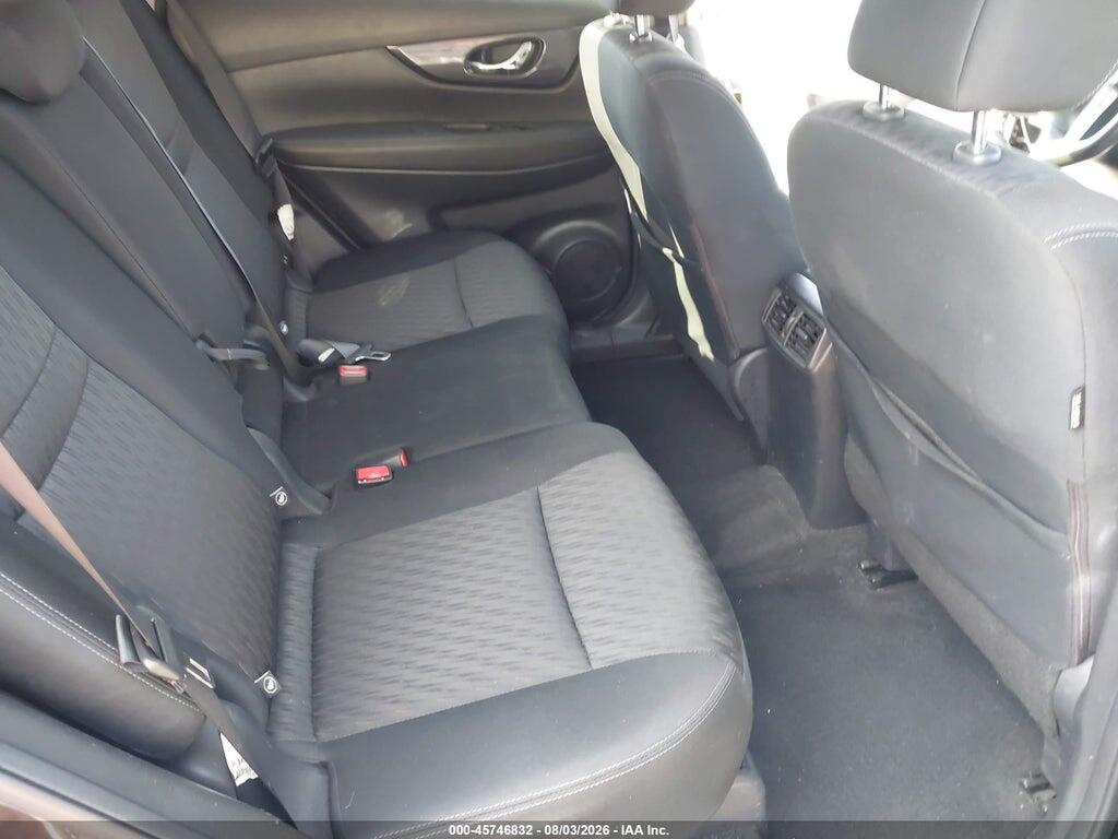 KNMAT2MV7HP575003 2017 NISSAN ROGUE photo no. 8