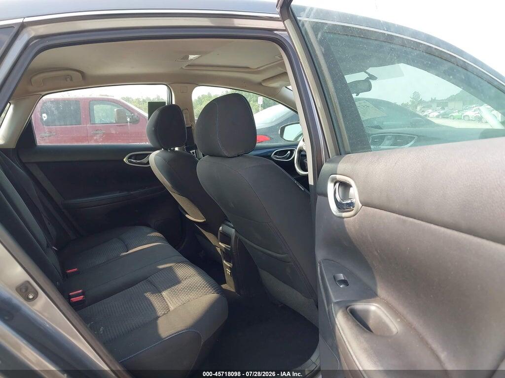3N1CB7AP1JY234895 2018 NISSAN SENTRA photo no. 8