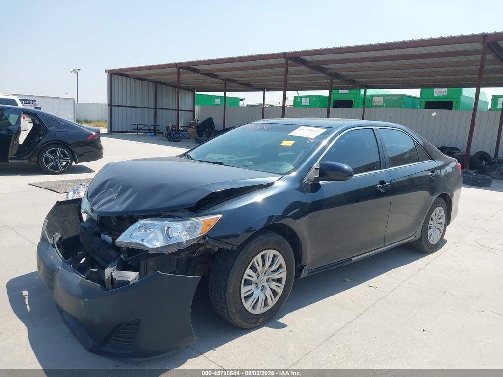 4T4BF1FK4ER374716 2014 TOYOTA CAMRY photo no. 2