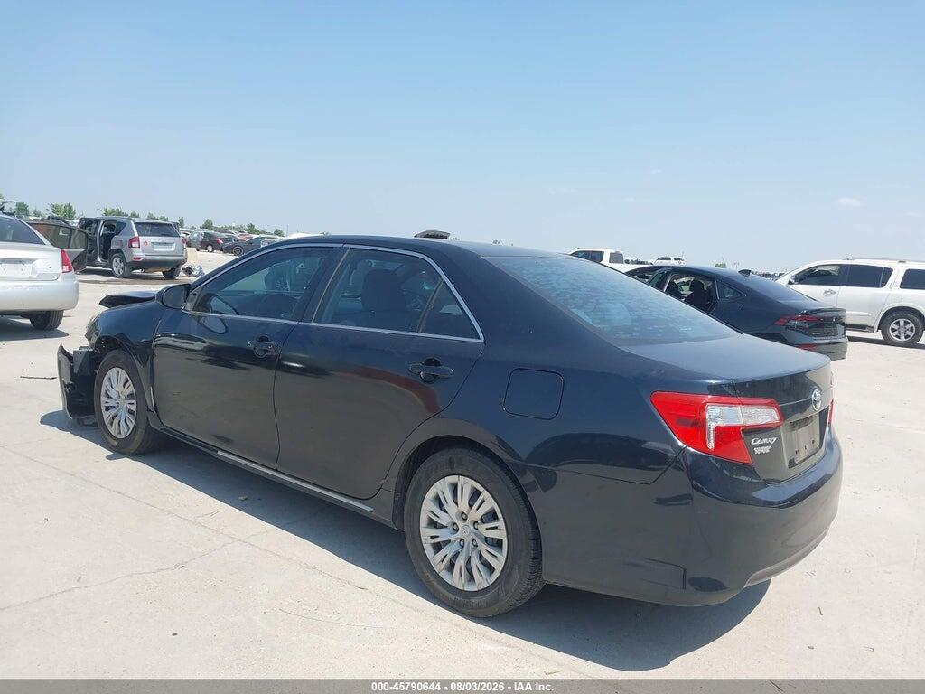 4T4BF1FK4ER374716 2014 TOYOTA CAMRY photo no. 3