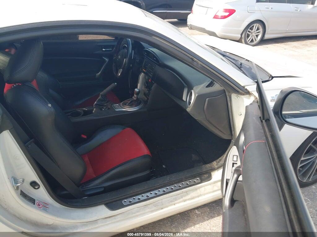 JF1ZNAA17D2723544 2013 SCION FR-S photo no. 5