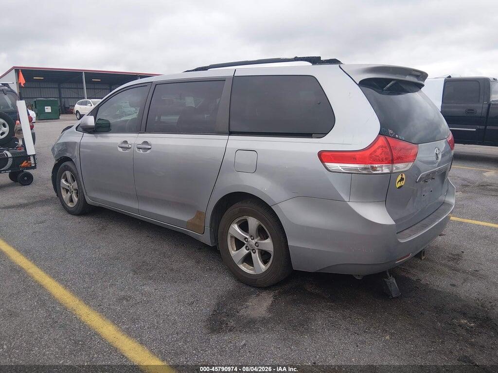 5TDKK3DC2ES416385 2014 TOYOTA SIENNA photo no. 3