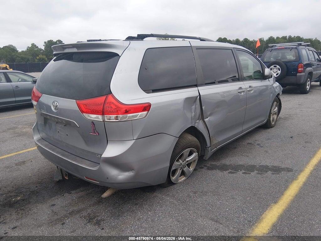 5TDKK3DC2ES416385 2014 TOYOTA SIENNA photo no. 4