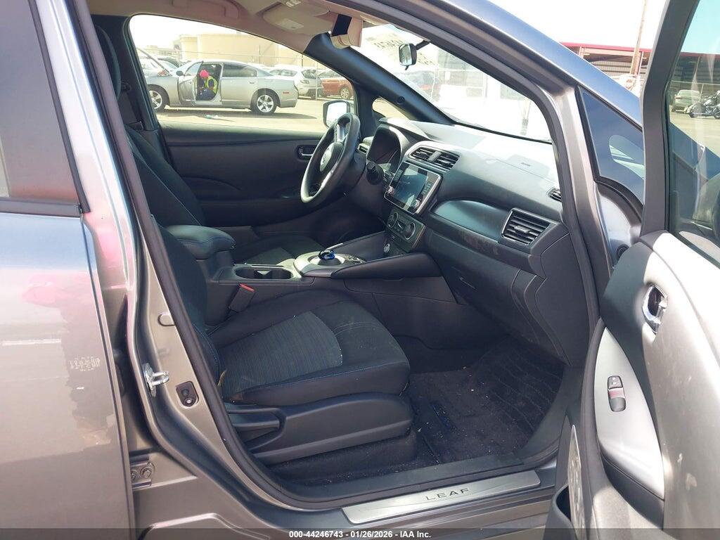 1N4AZ1BV7NC561932 2022 NISSAN LEAF photo no. 5