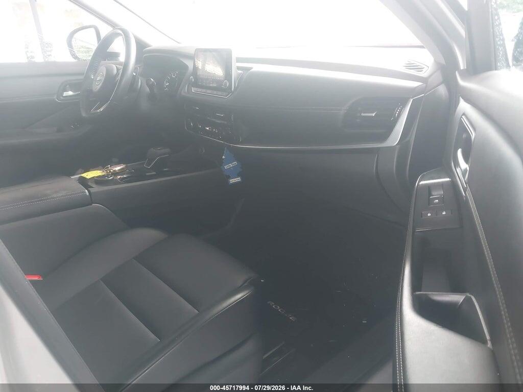 JN8BT3BB2NW332515 2022 NISSAN ROGUE photo no. 5