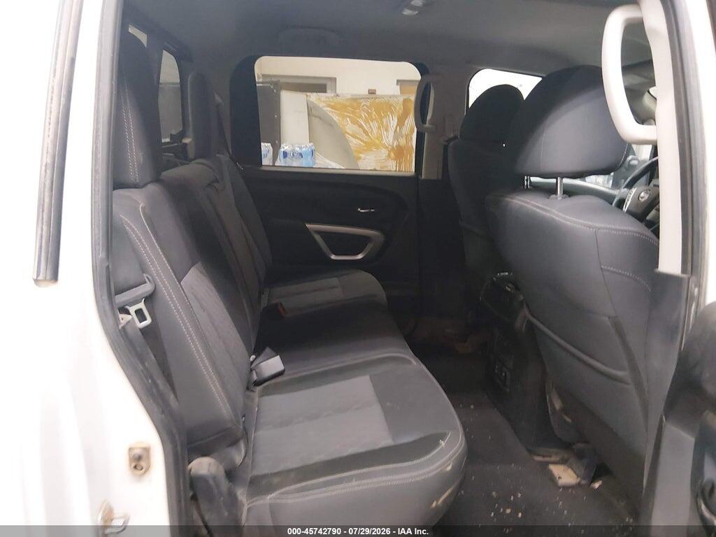 1N6AA1ED9NN100852 2022 NISSAN TITAN photo no. 8