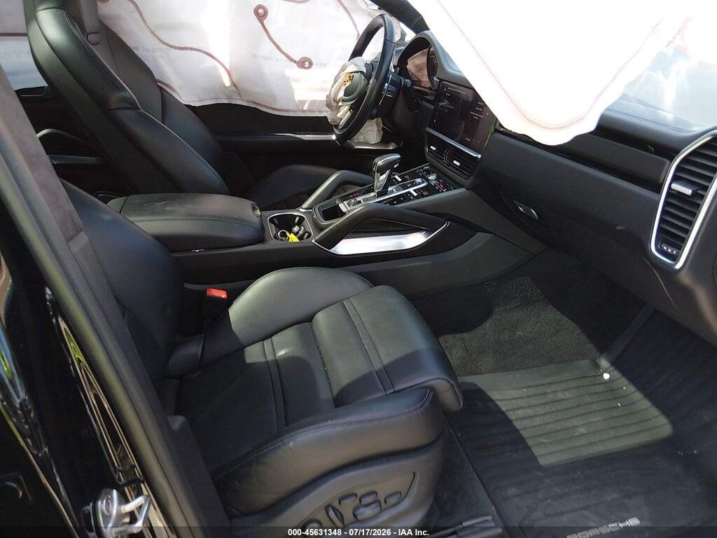 WP1BF2AY1NDA58060 2022 PORSCHE CAYENNE COUPE photo no. 5