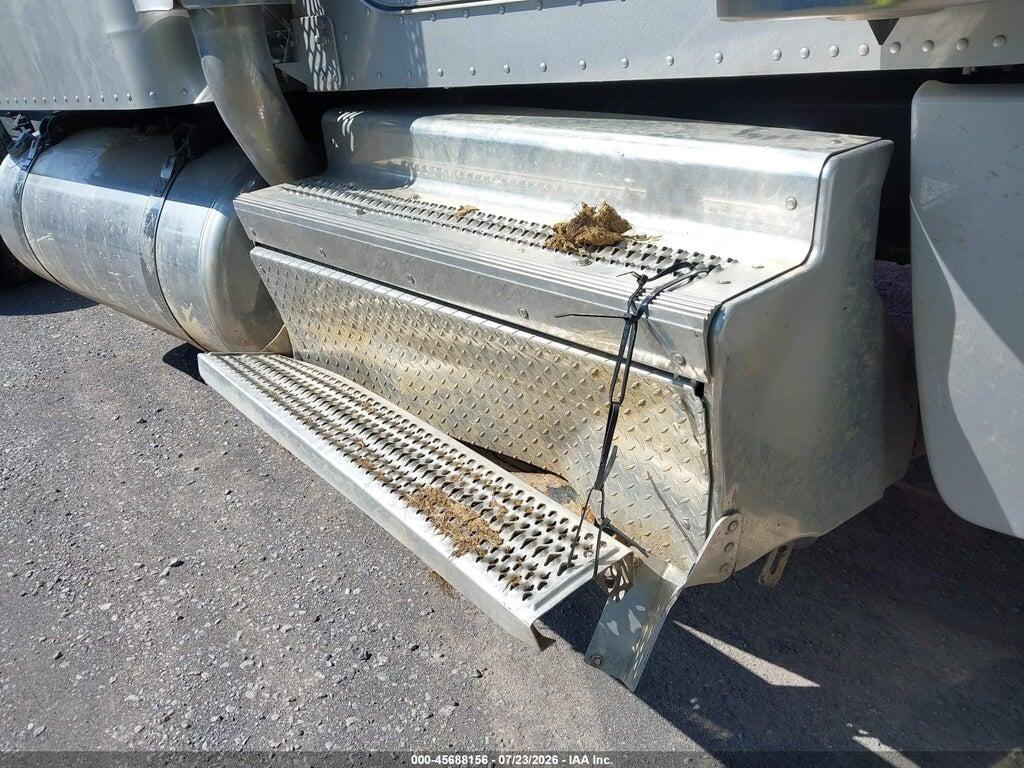 1XPXD49X3ND807332 2022 PETERBILT 389 photo no. 12