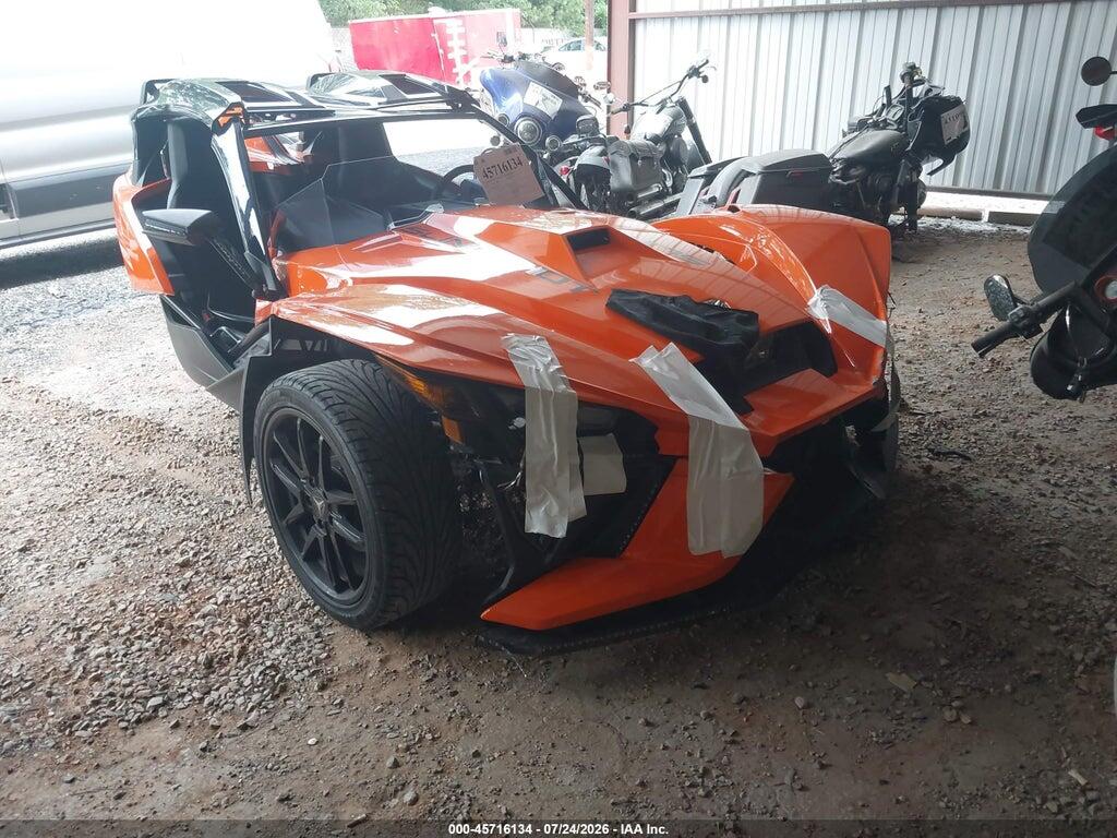 57XAAPHD8N8149483 2022 POLARIS SLINGSHOT photo no. 1