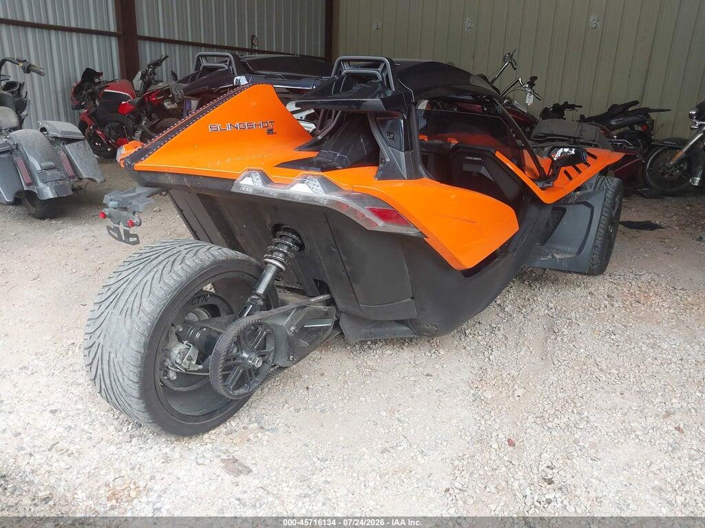57XAAPHD8N8149483 2022 POLARIS SLINGSHOT photo no. 4