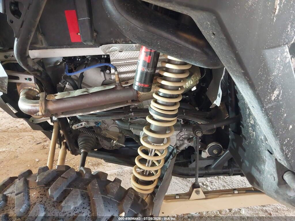 3NSMAD923NF355679 2022 POLARIS RZR photo no. 8