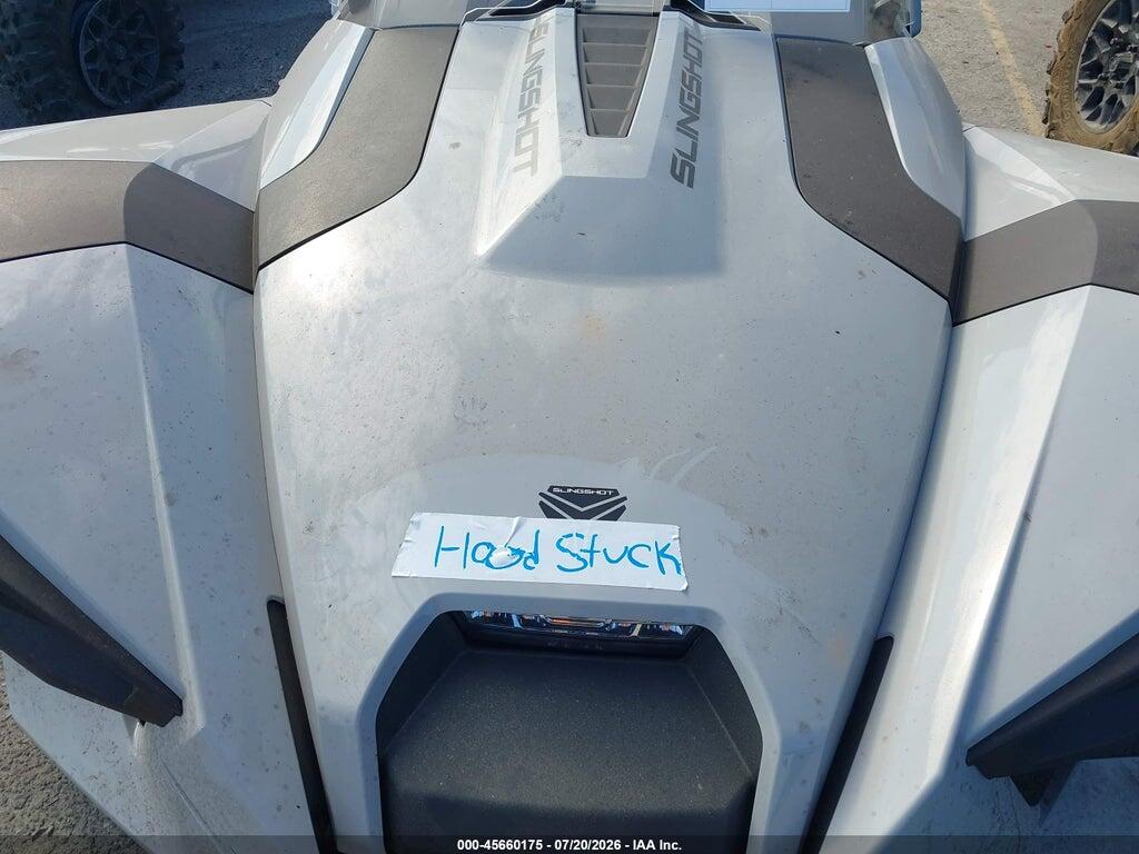 57XAATHD5N8149188 2022 POLARIS SLINGSHOT photo no. 10