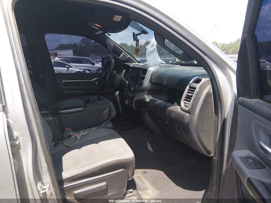 1C6RREFG5NN335819 2022 RAM 1500 photo no. 5