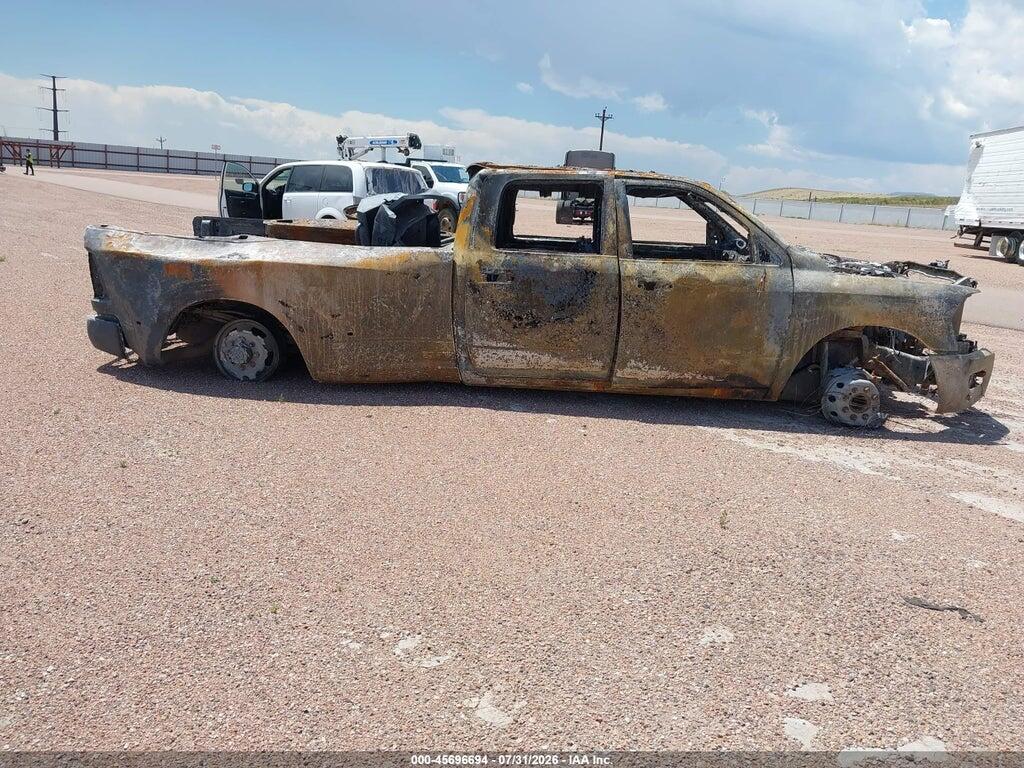 3C63RRHL0NG175428 2022 RAM 3500 photo no. 4