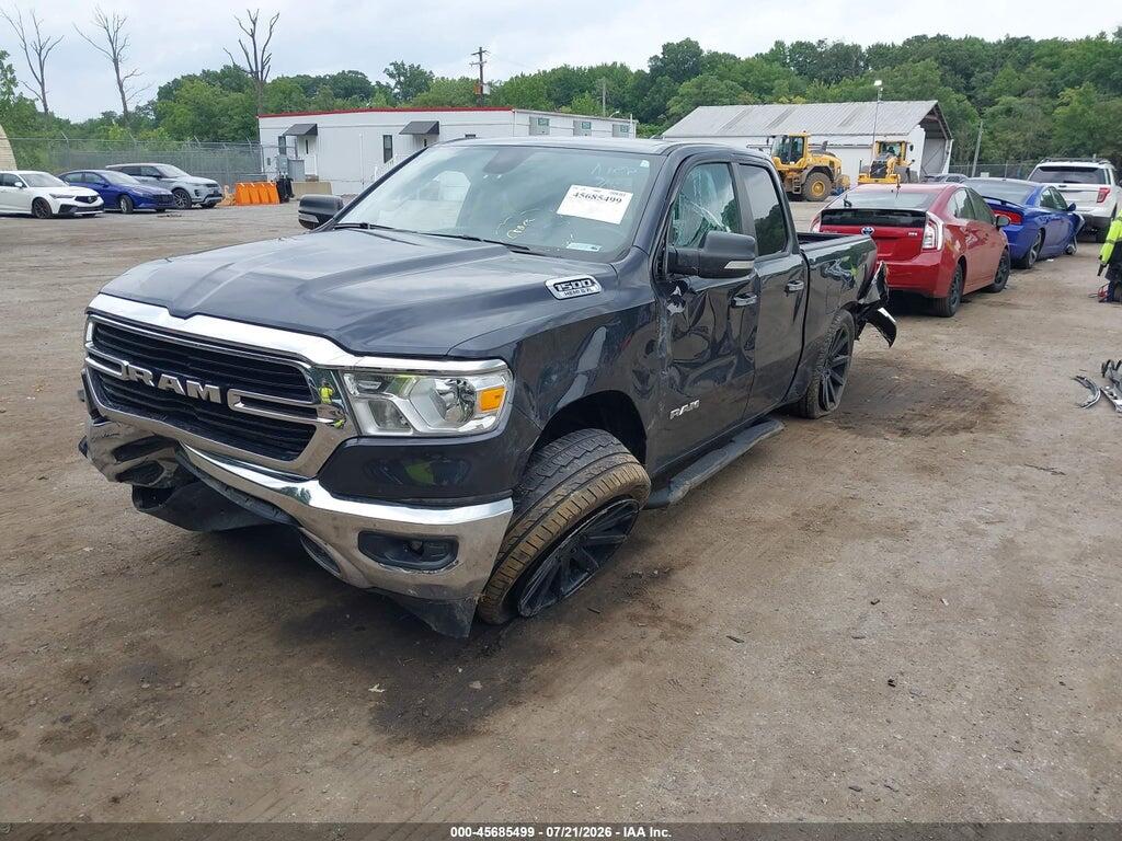 1C6SRFBT3LN190898 2020 RAM 1500 photo no. 2