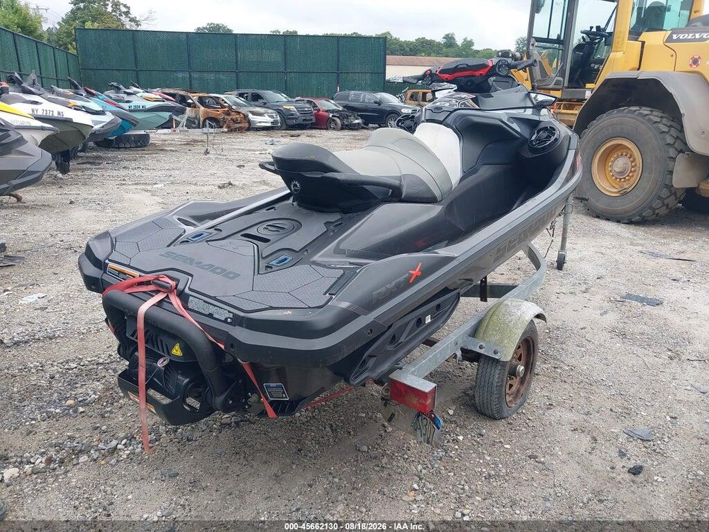 00000YDV74538D222 2022 SEADOO RXT-X 300 photo no. 4