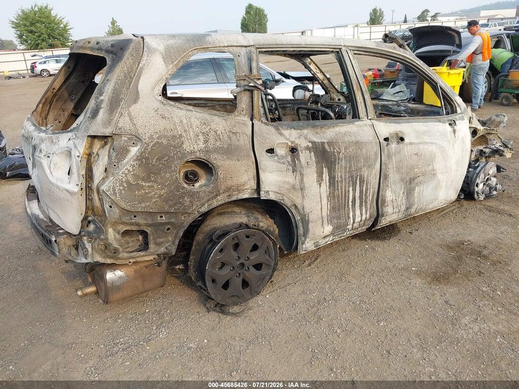 JF2SKAEC6NH459734 2022 SUBARU FORESTER photo no. 4