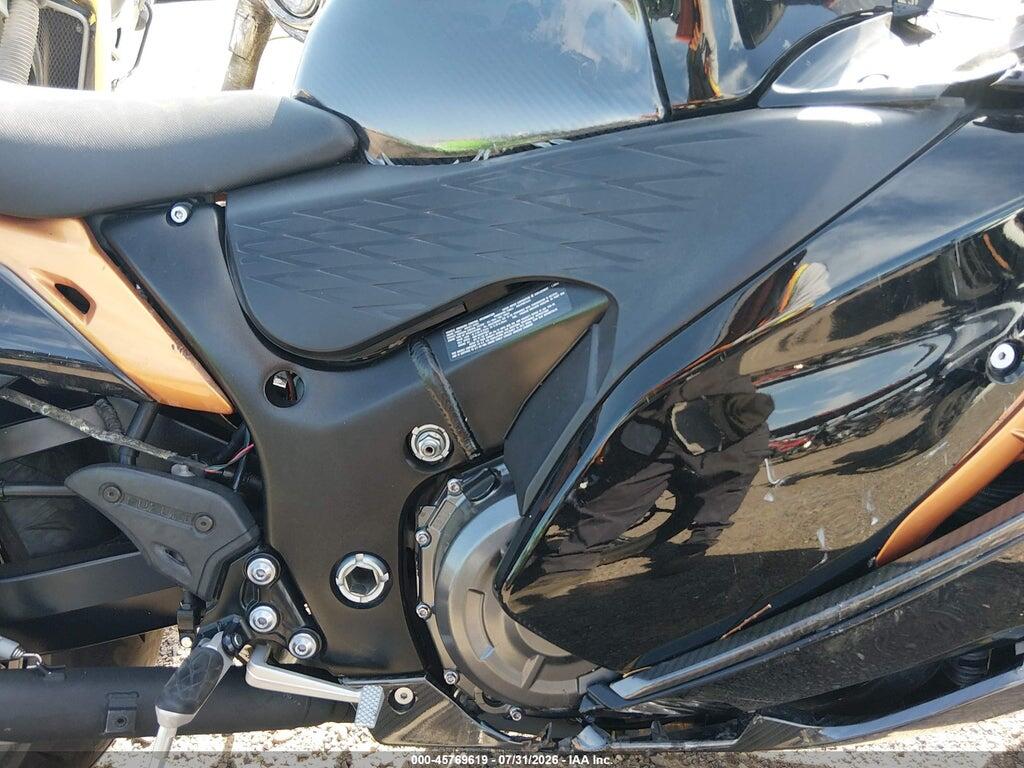 JS1EJ11B8N7102339 2022 SUZUKI GSX1300 photo no. 8