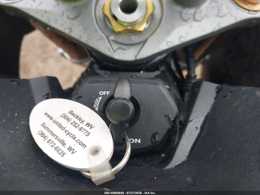JS1EK12B7N7100027 2022 SUZUKI GSX1000 photo no. 11
