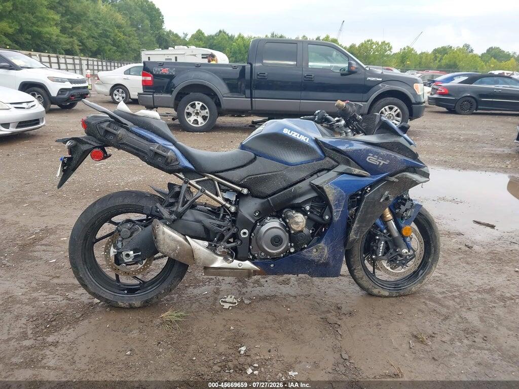 JS1EK12B7N7100027 2022 SUZUKI GSX1000 photo no. 12