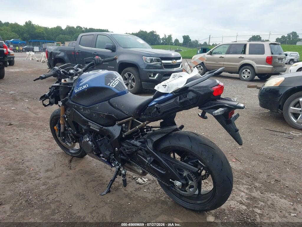 JS1EK12B7N7100027 2022 SUZUKI GSX1000 photo no. 3