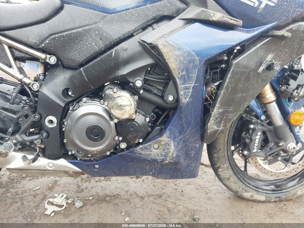 JS1EK12B7N7100027 2022 SUZUKI GSX1000 photo no. 8