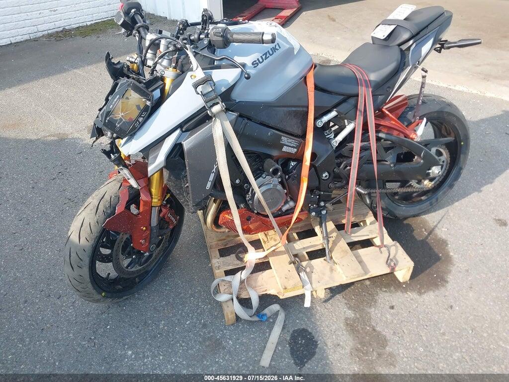 JS1EK11B2N7100180 2022 SUZUKI GSX-S1000 photo no. 2