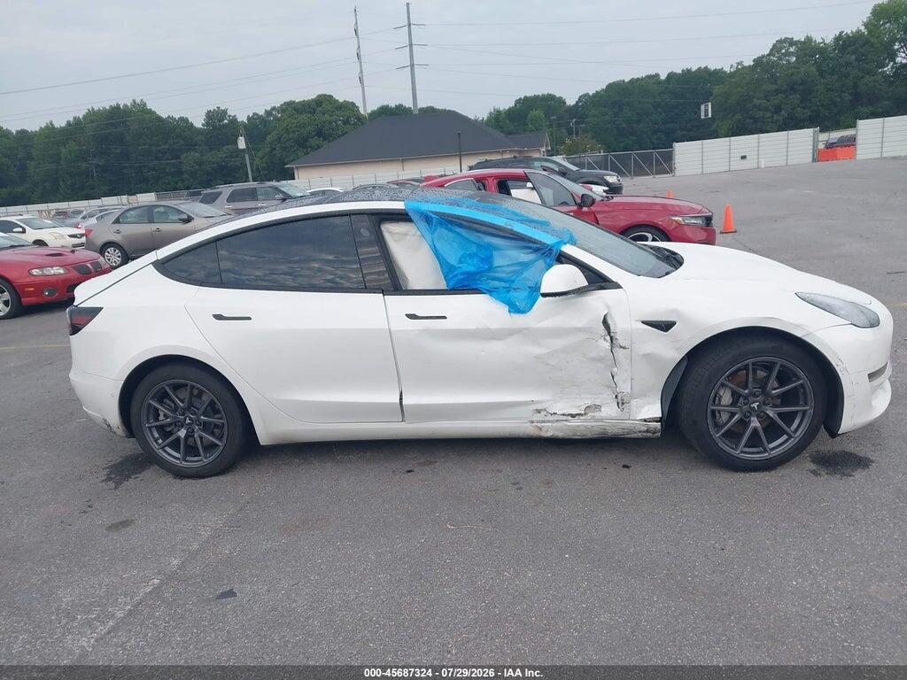5YJ3E1EA2NF126228 2022 TESLA MODEL 3 photo no. 12