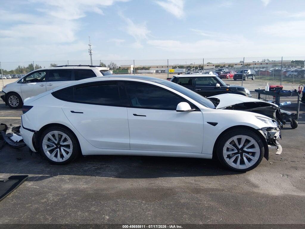 5YJ3E1EA9NF324417 2022 TESLA MODEL 3 photo no. 12