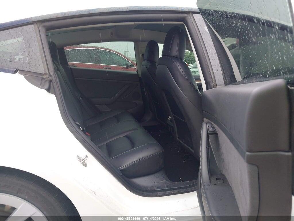 5YJ3E1EB9NF119642 2022 TESLA MODEL 3 photo no. 8