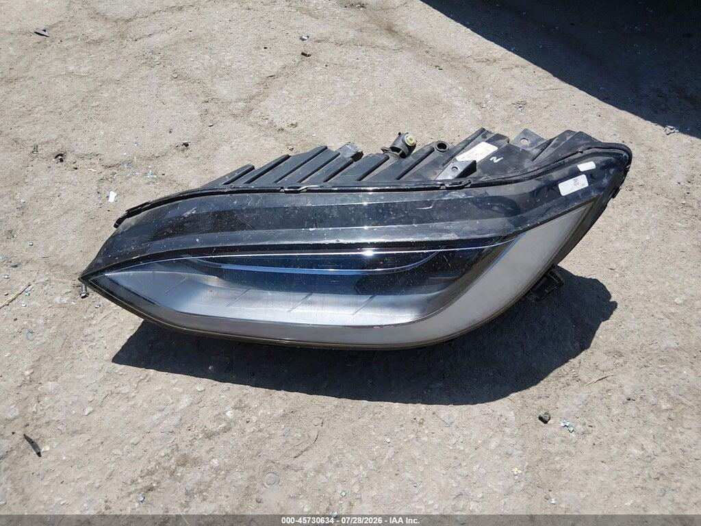 7SAXCDE59NF357769 2022 TESLA MODEL X photo no. 10