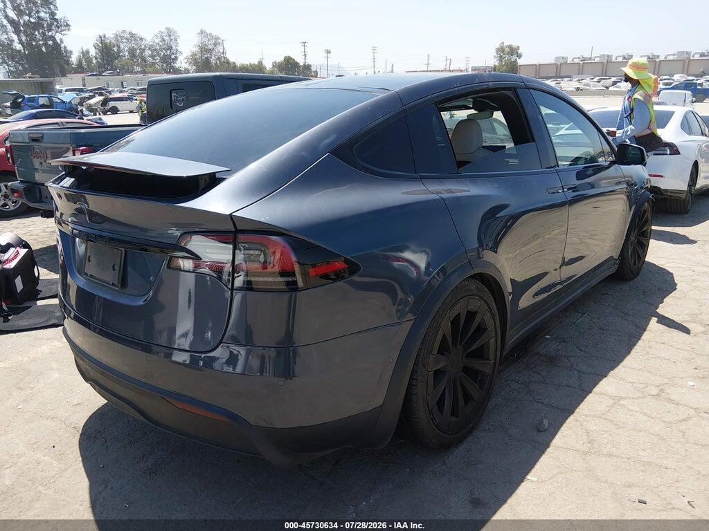 7SAXCDE59NF357769 2022 TESLA MODEL X photo no. 4