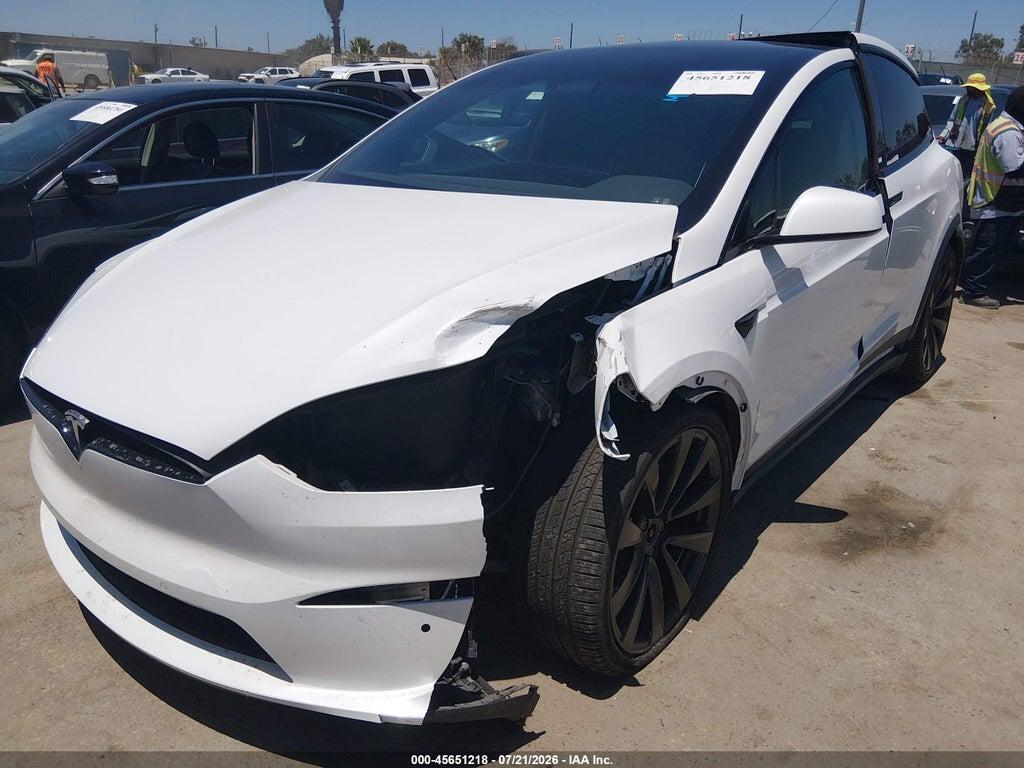 7SAXCBE54NF360891 2022 TESLA MODEL X photo no. 2
