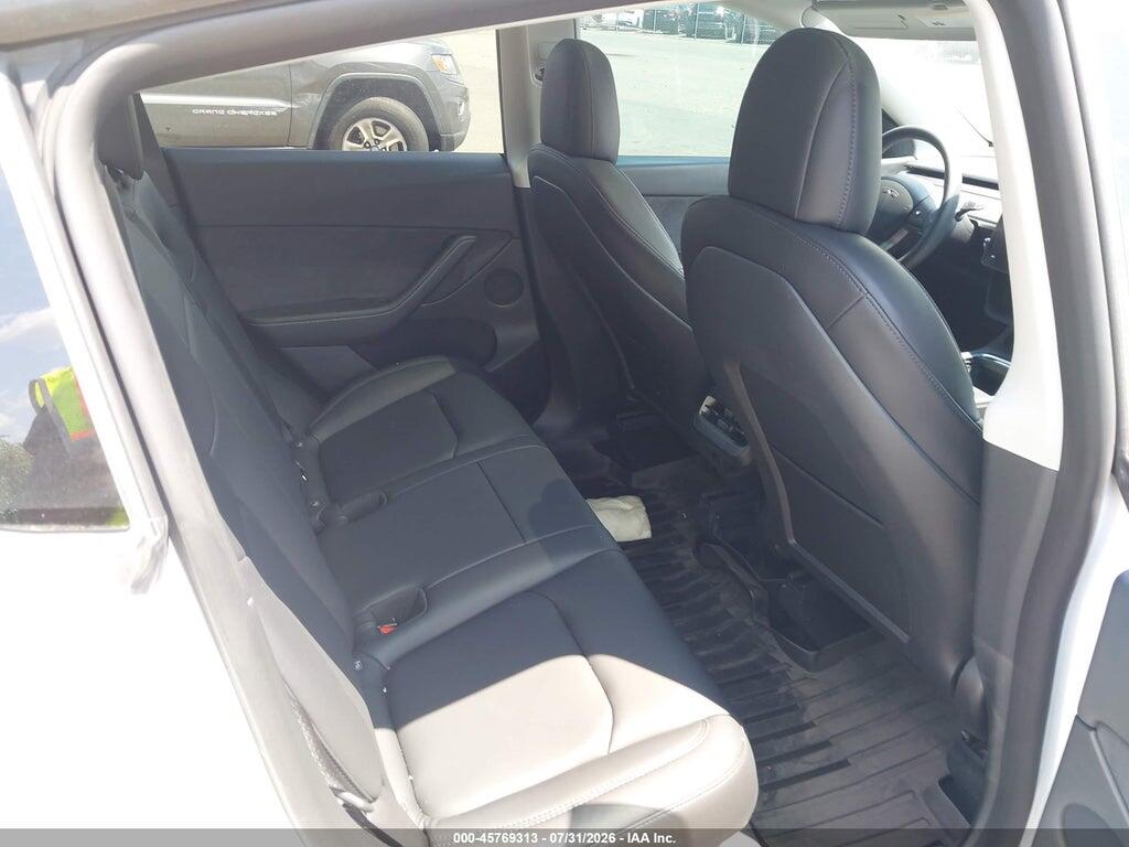 7SAYGDEF8NF455418 2022 TESLA MODEL Y photo no. 8