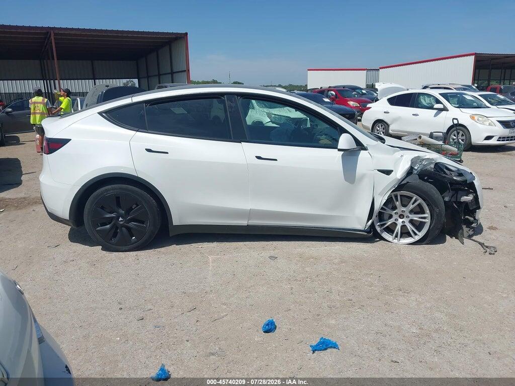 7SAYGDEE2NF320572 2022 TESLA MODEL Y photo no. 12