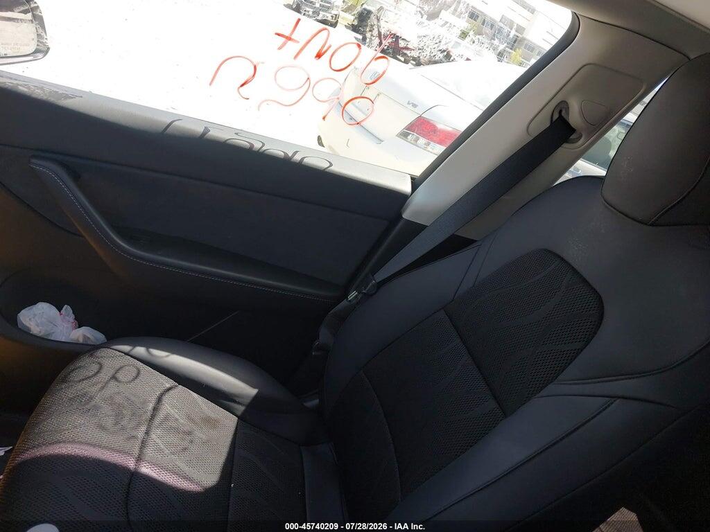 7SAYGDEE2NF320572 2022 TESLA MODEL Y photo no. 5
