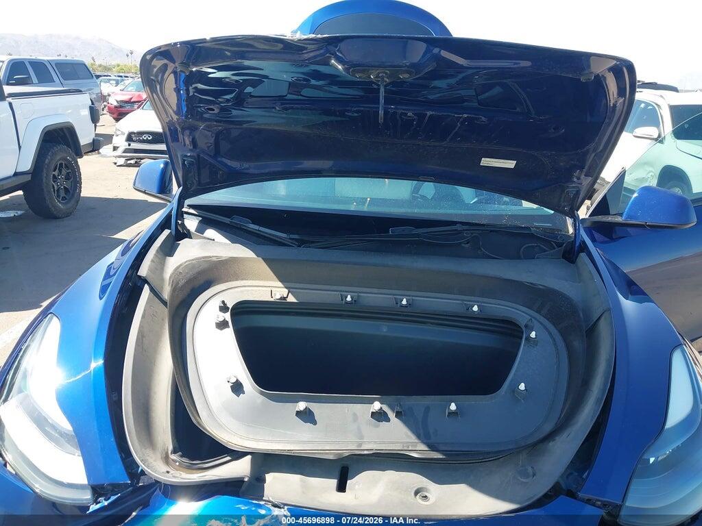 7SAYGDEE7NF533680 2022 TESLA MODEL Y photo no. 10