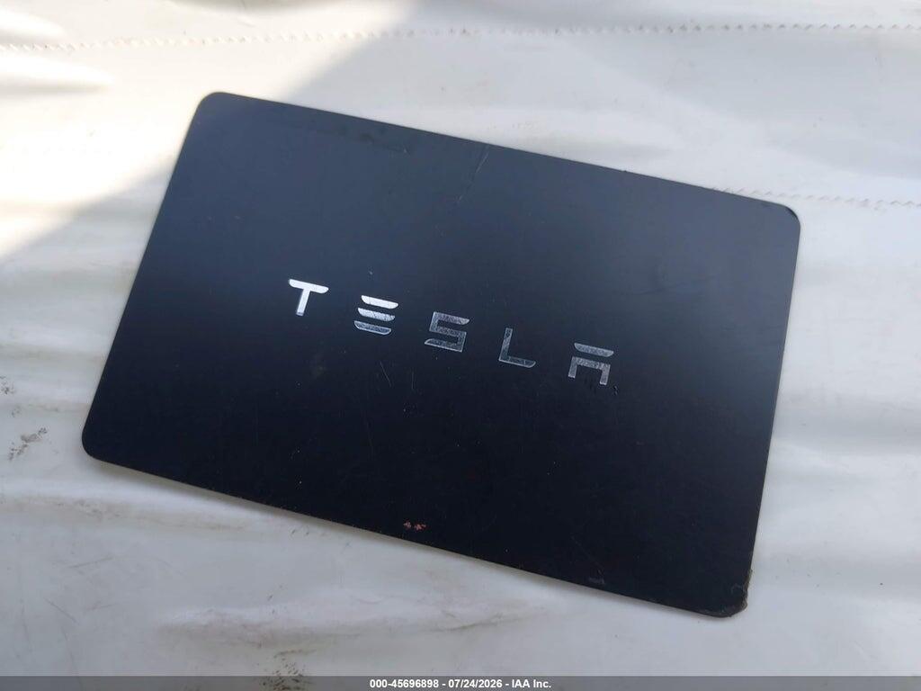 7SAYGDEE7NF533680 2022 TESLA MODEL Y photo no. 11