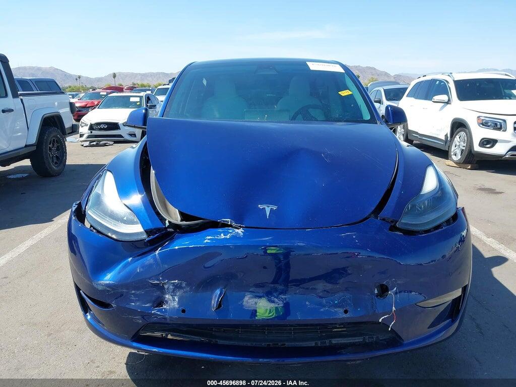 7SAYGDEE7NF533680 2022 TESLA MODEL Y photo no. 12