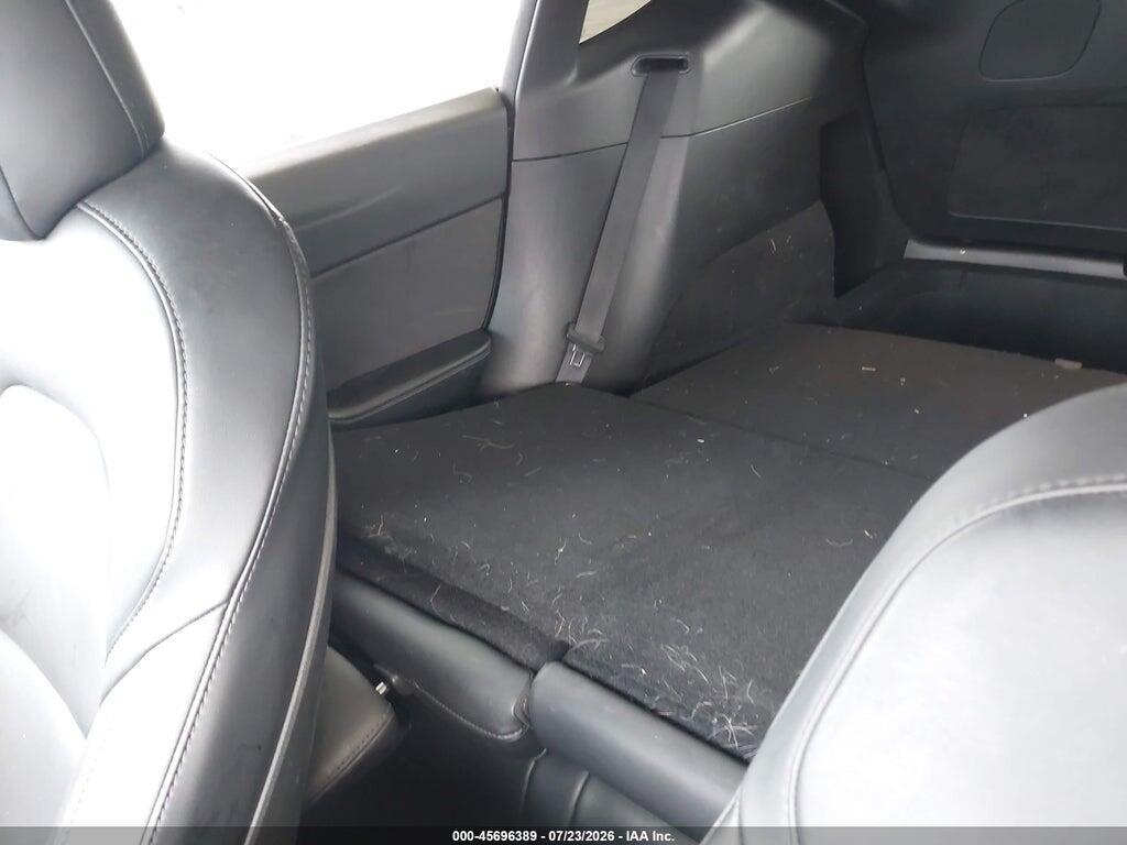 7SAYGDEE9NF340155 2022 TESLA MODEL Y photo no. 8